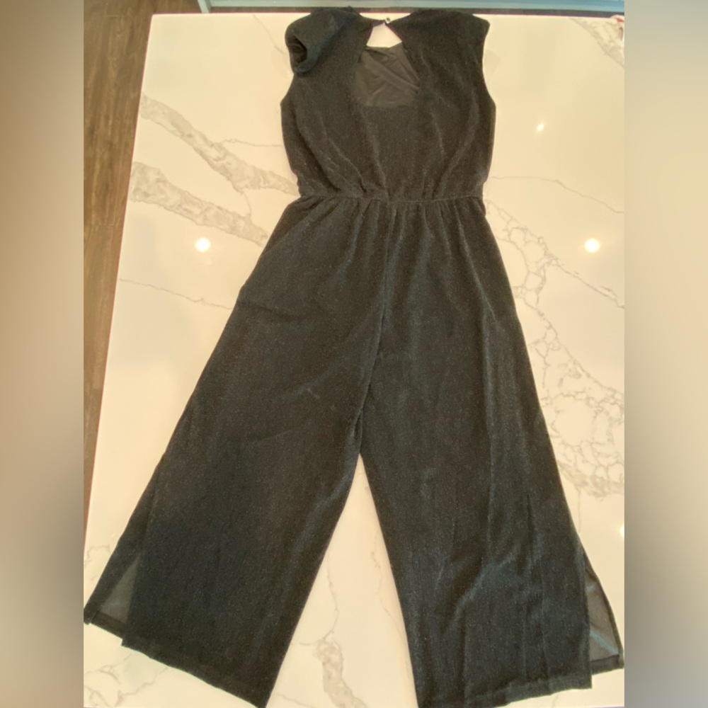 SSYS-Black Sleeveless Jumpsuit with Shimmer NWOT Size Medium - Picture 16 of 16